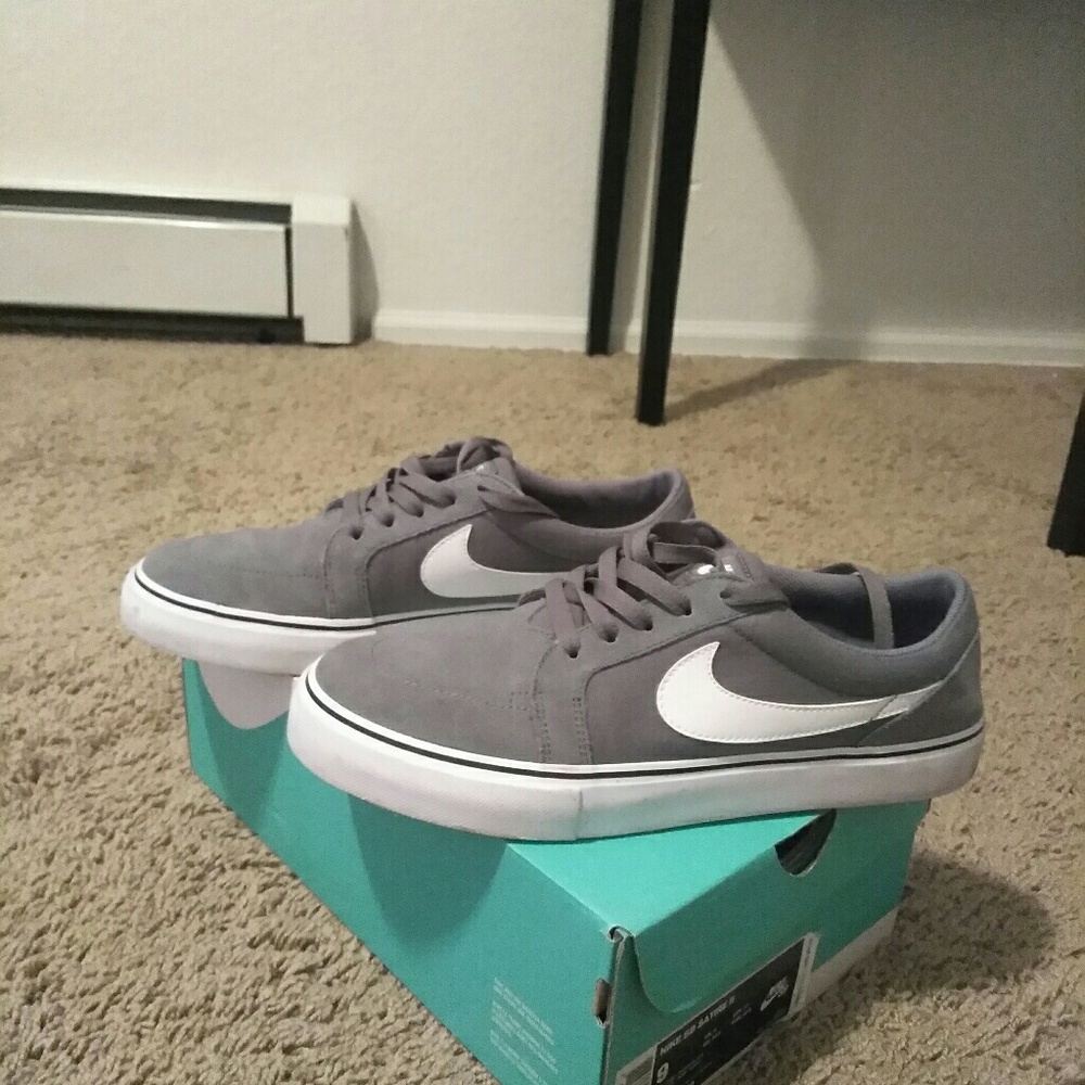 Nike SB Satire II Men Shoes